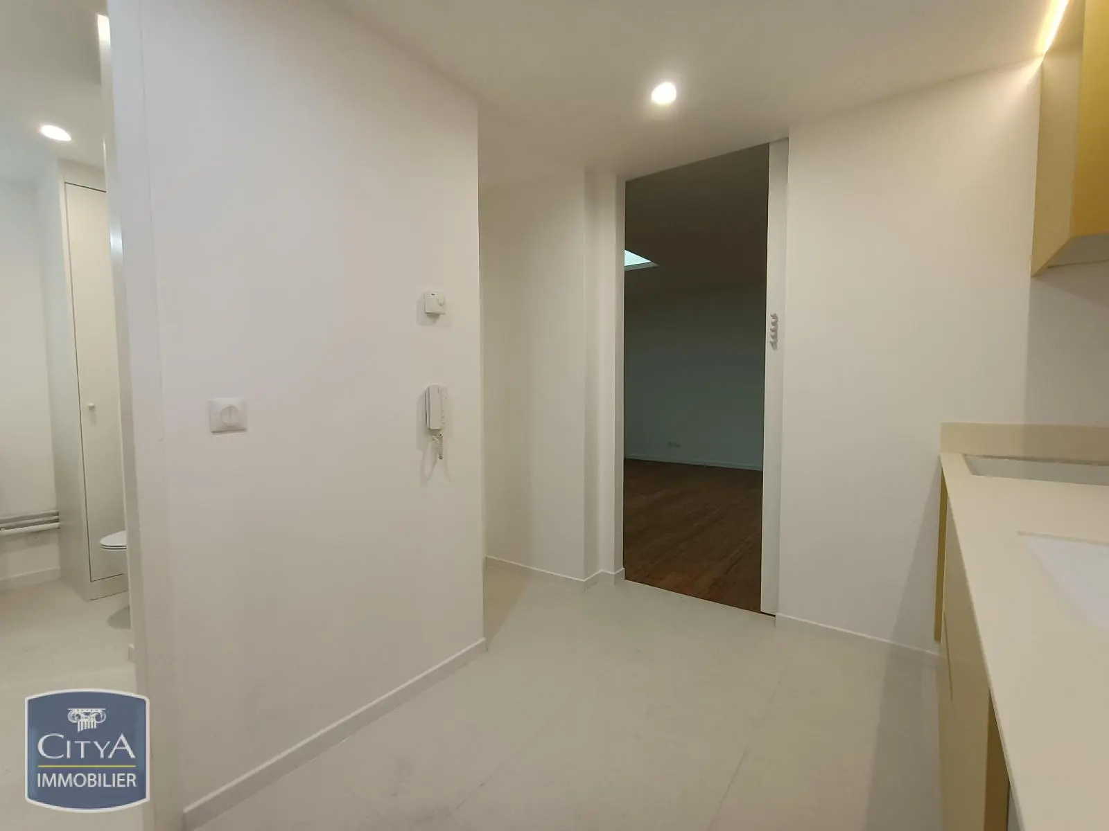 Photo 2 Appartement 2 pièces 54.2m²