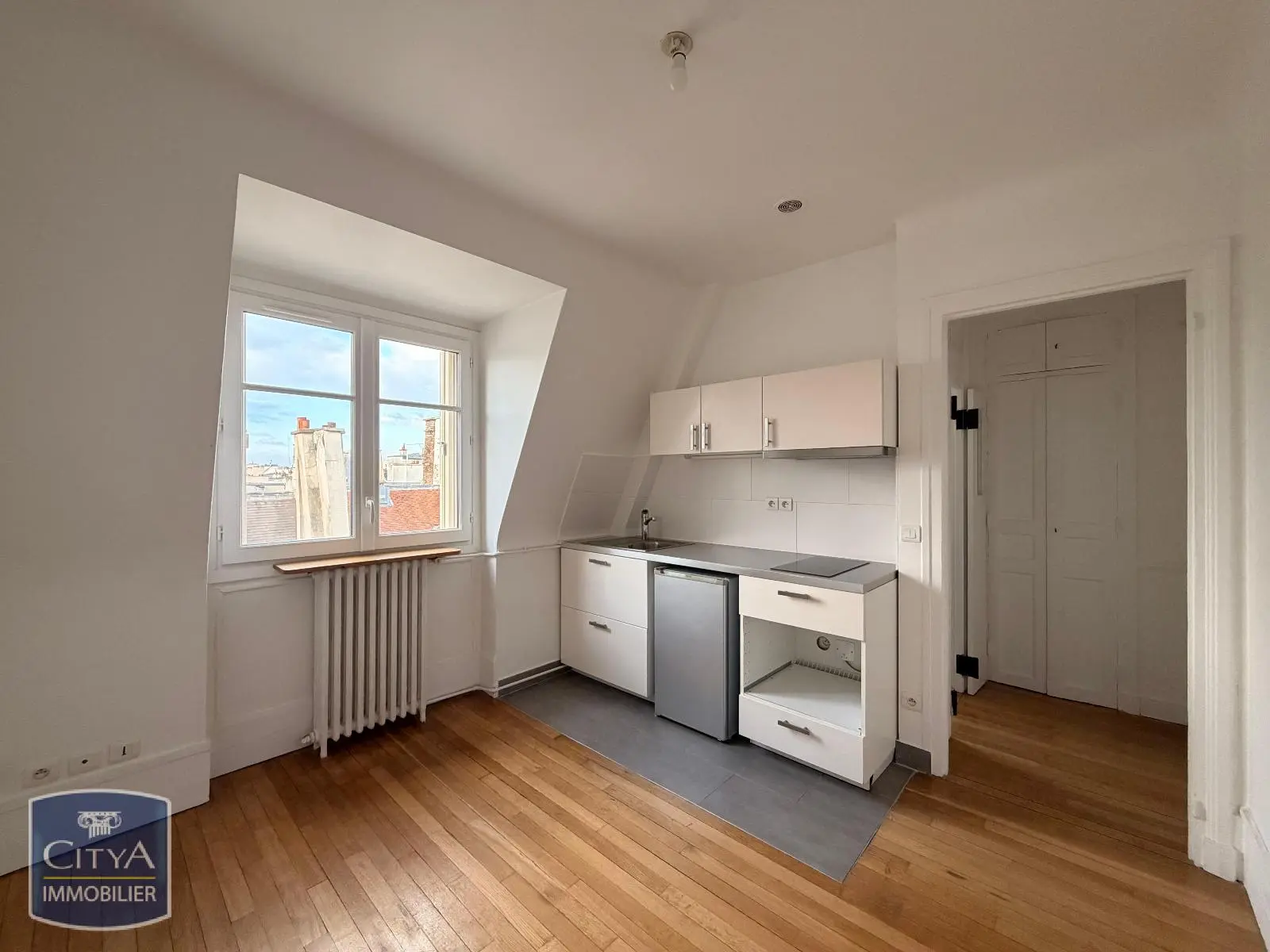 Photo 1 Appartement 1 pièce 14.79m²