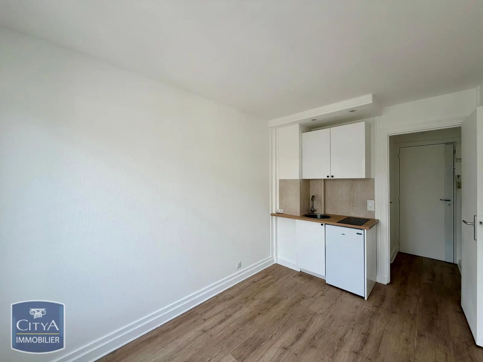 Neuilly-sur-Seine (92200) Appartement 1 pièce 12.66m²