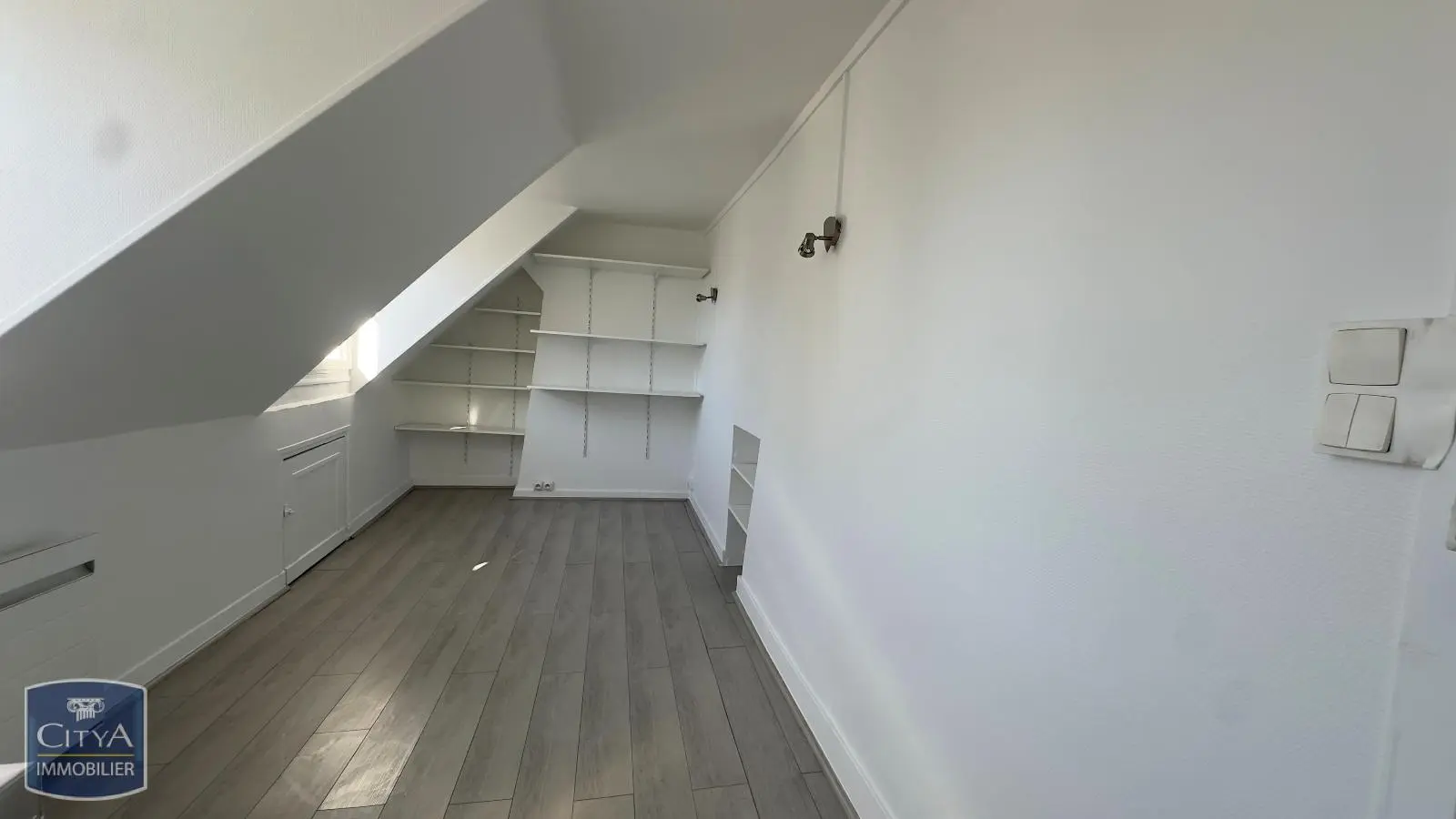 Photo 3 Appartement 1 pièce 11.46m²