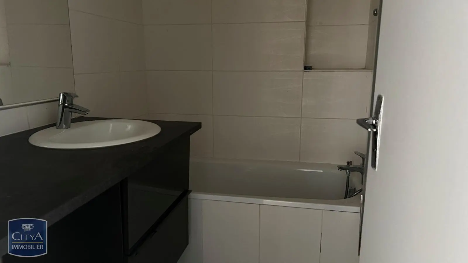 Photo 12 Appartement 3 pièces 55.71m²