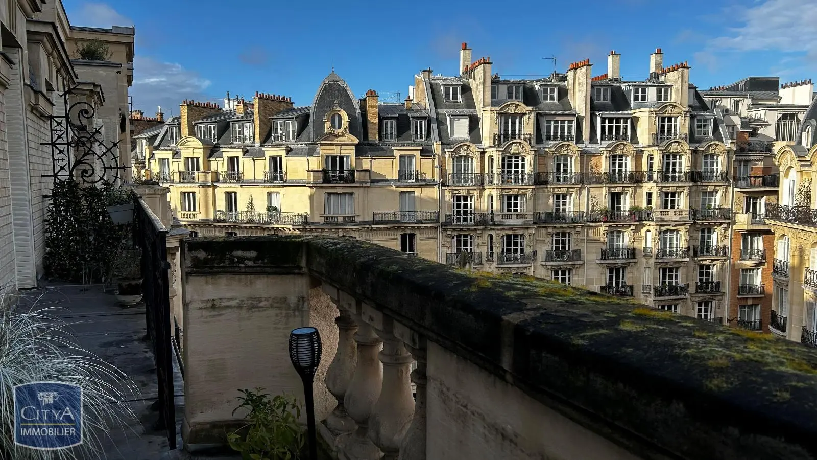 Photo 1 Appartement 6 pièces 154.5m²