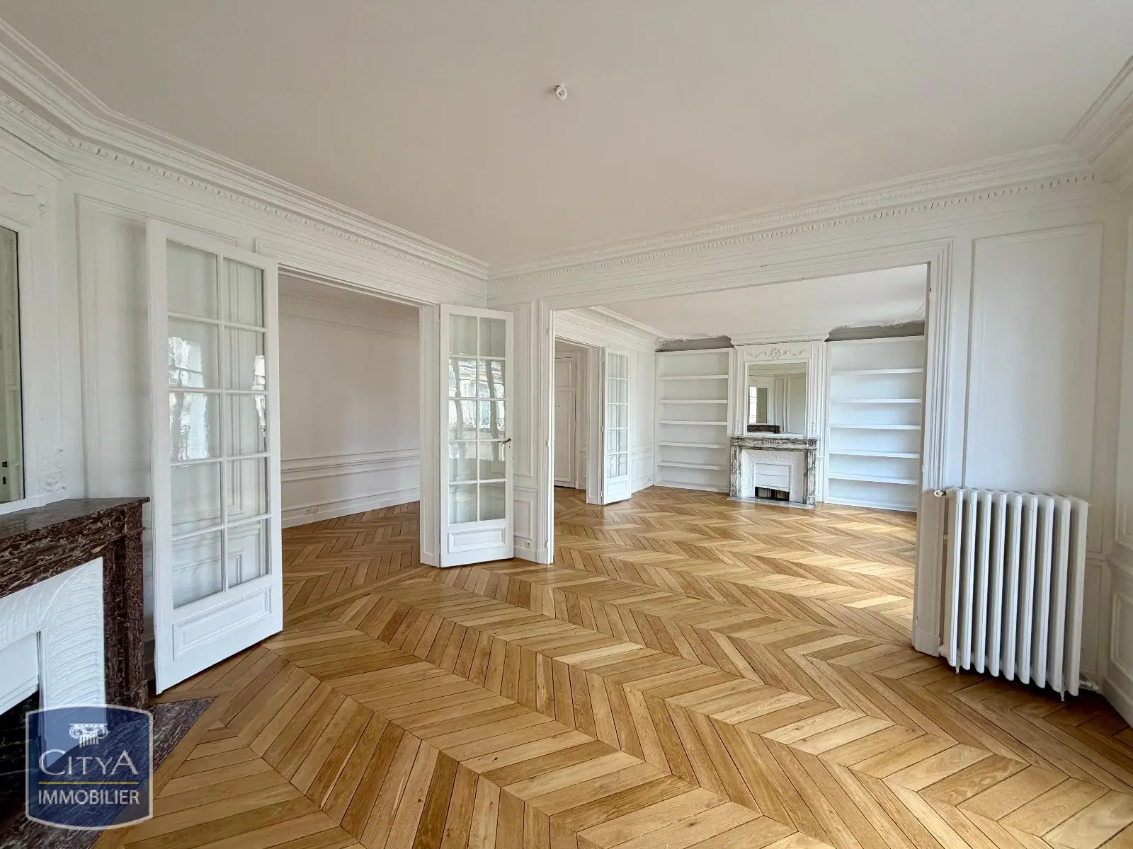 Photo 1 Appartement 6 pièces 154.5m²