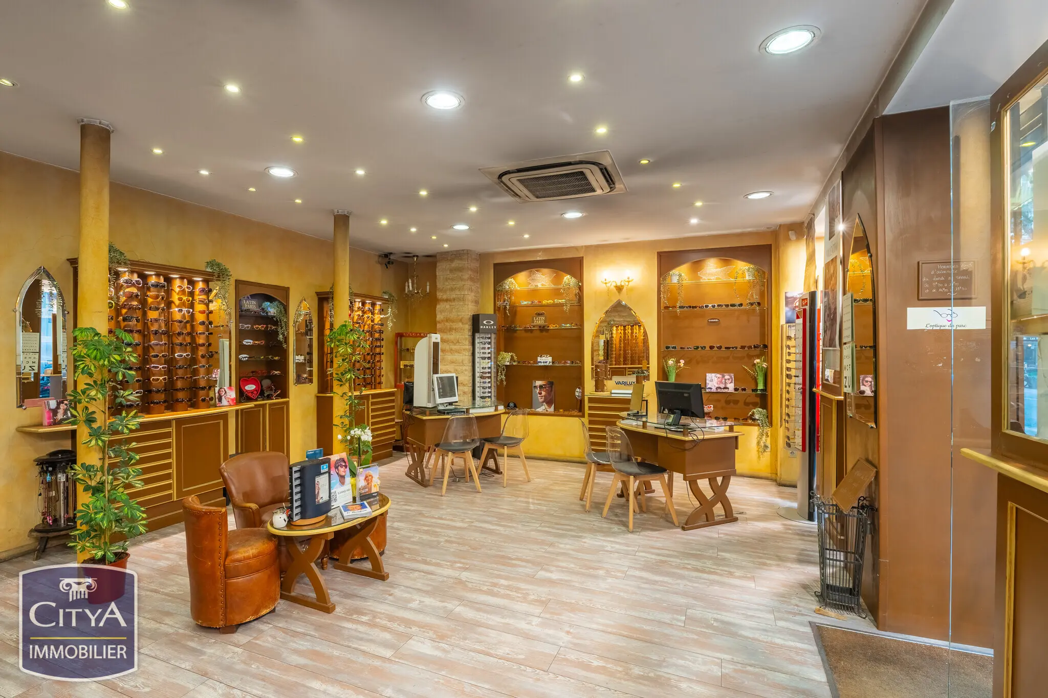 Photo 3 Local Commercial 72.45m²