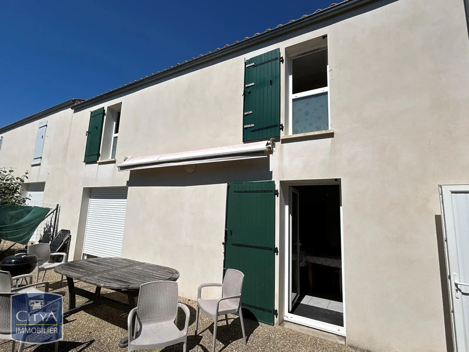 Photo 1 Maison 4 pièces 122.33m²