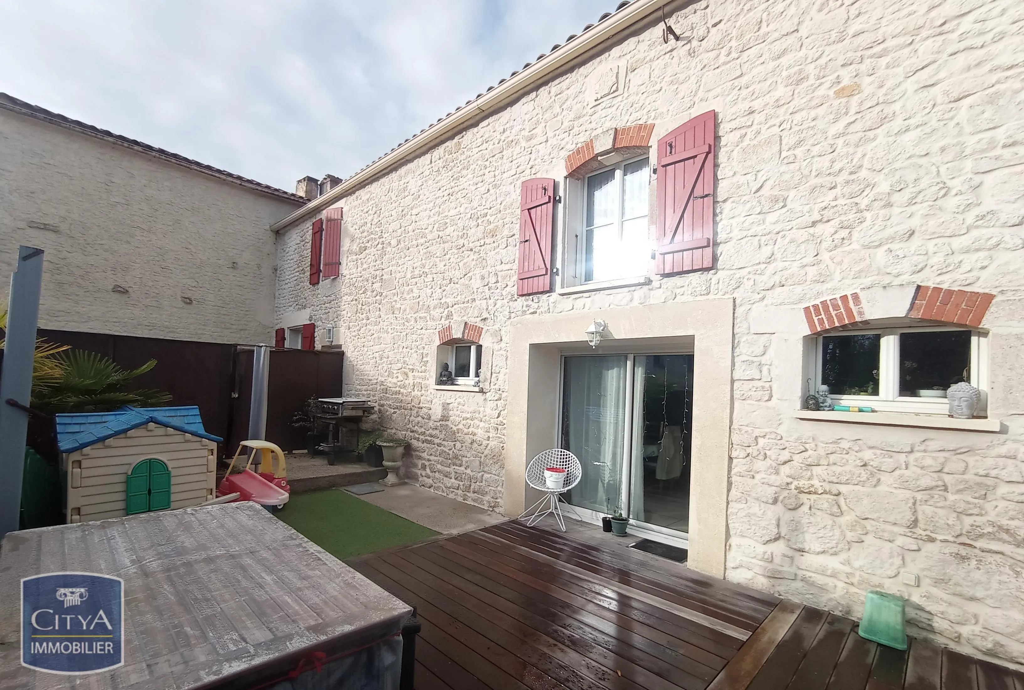 Photo 2 Maison 7 pièces 170m²