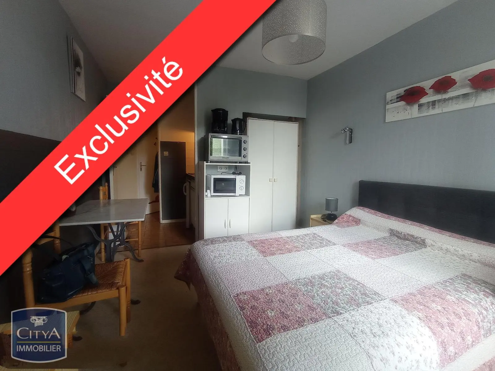 Photo 1 Appartement 1 pièce 18m²