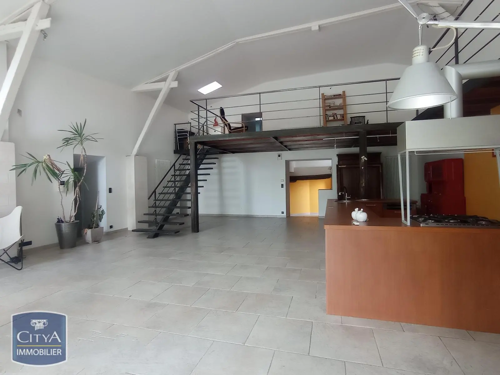 Photo 3 Maison 6 pièces 235m²
