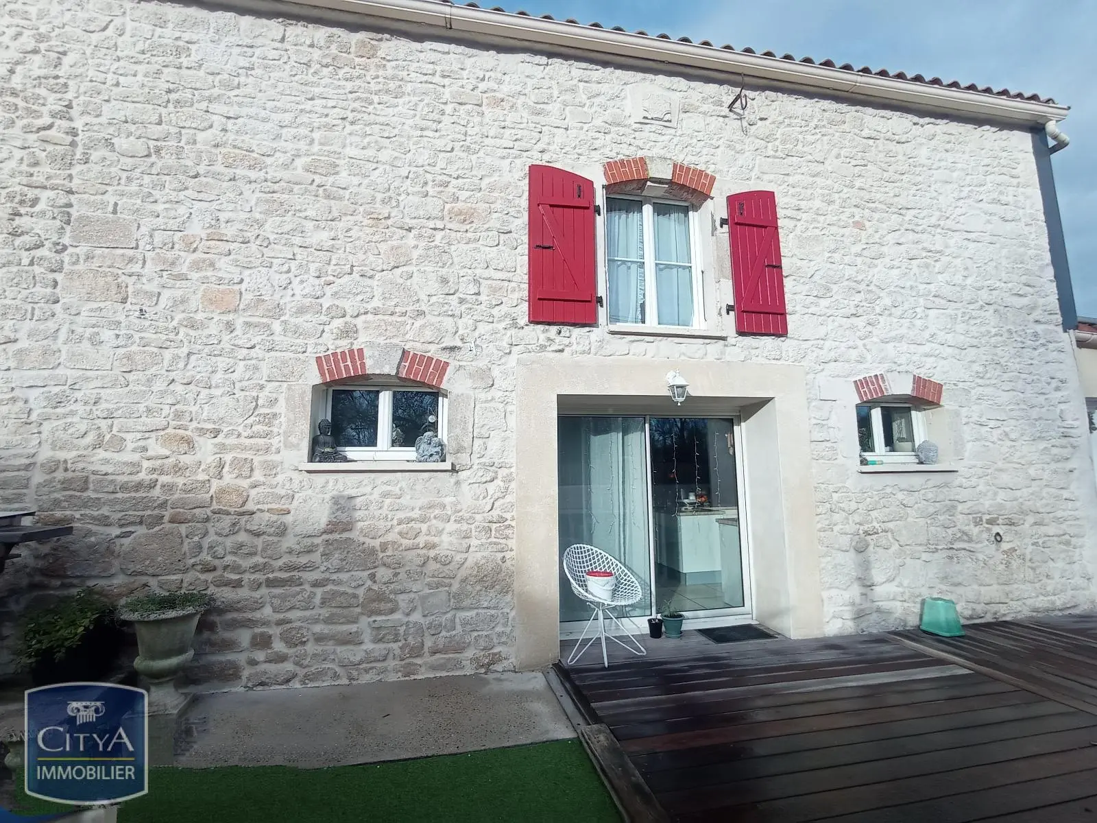 Photo 1 Maison 7 pièces 170m²