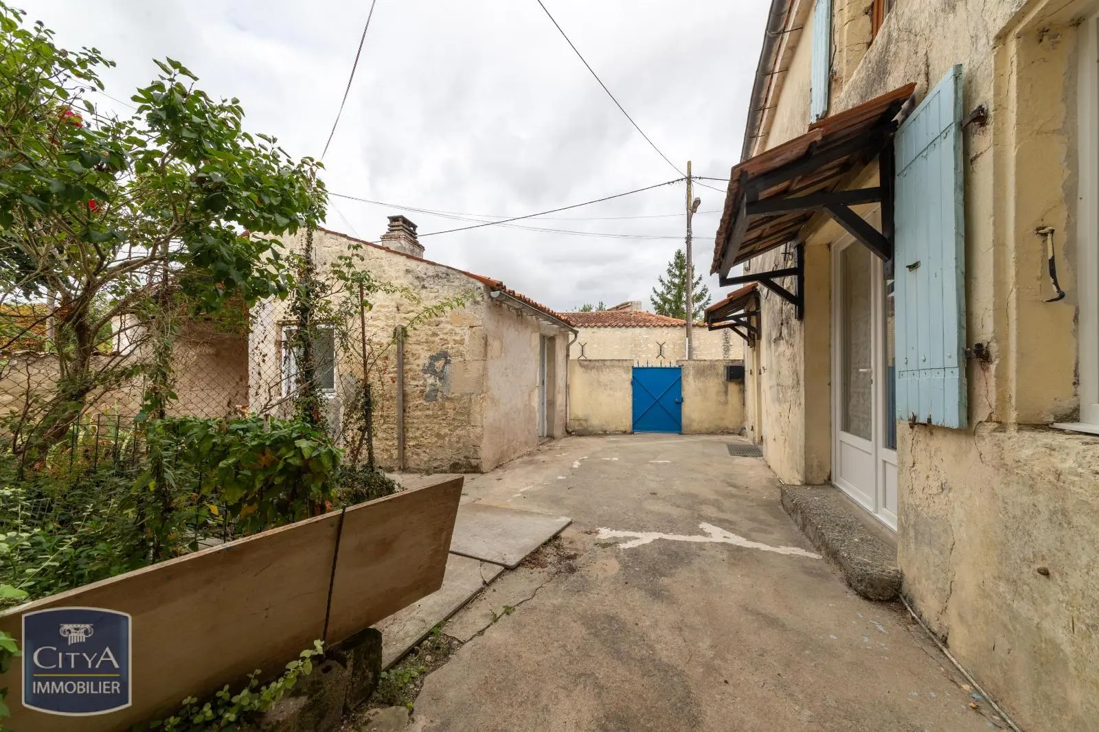 Photo 4 pour Maison 4 pièces 150m² Photo 4 Maison 4 pièces 150m²