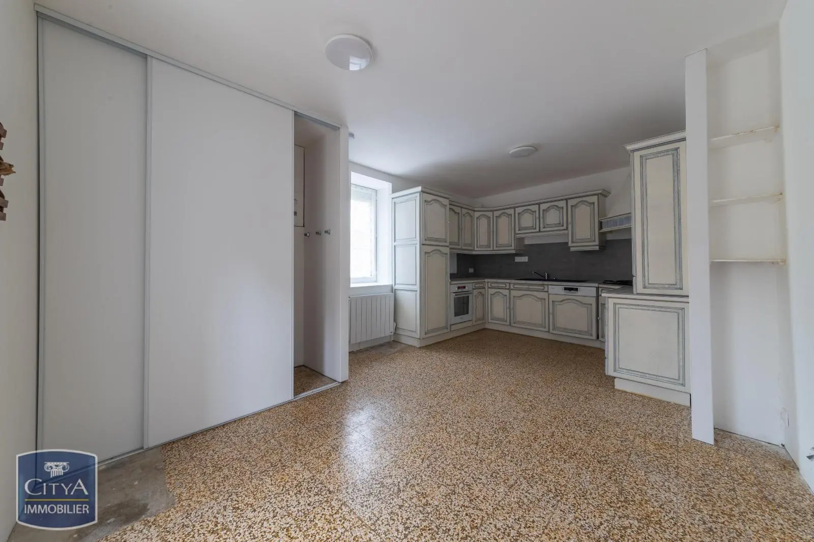 Photo 2 Maison 2 pièces 72m²