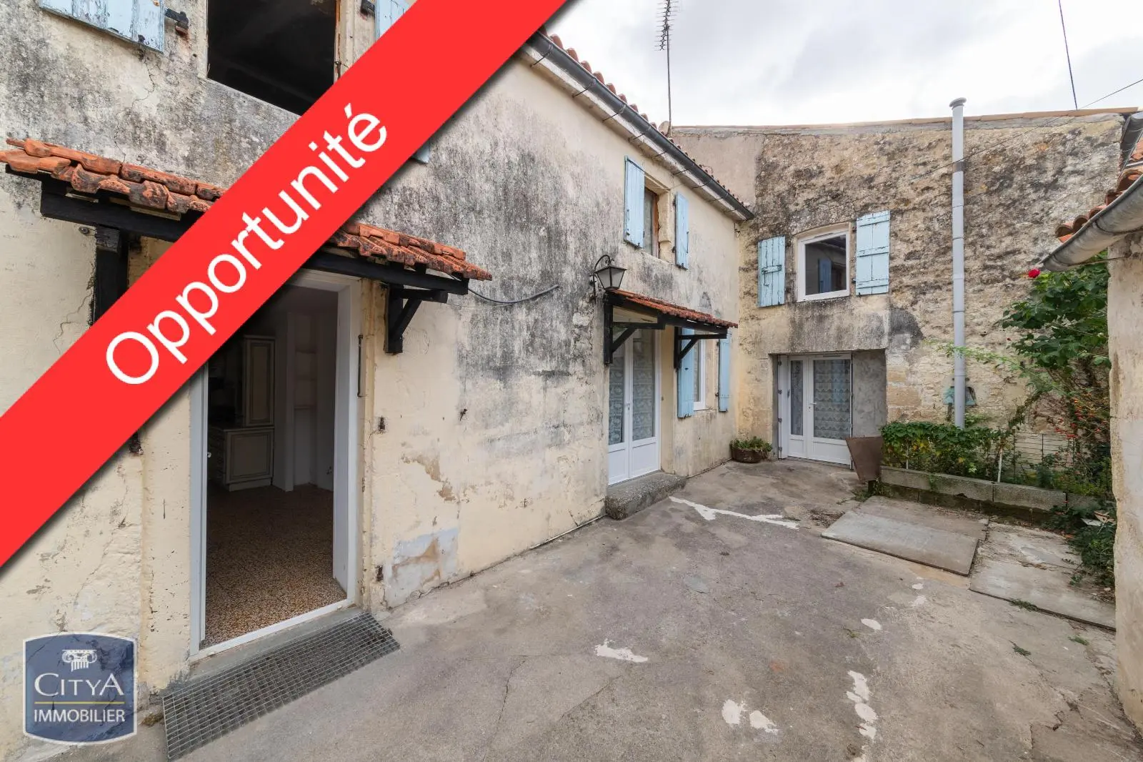 Photo 1 Maison 4 pièces 150m²