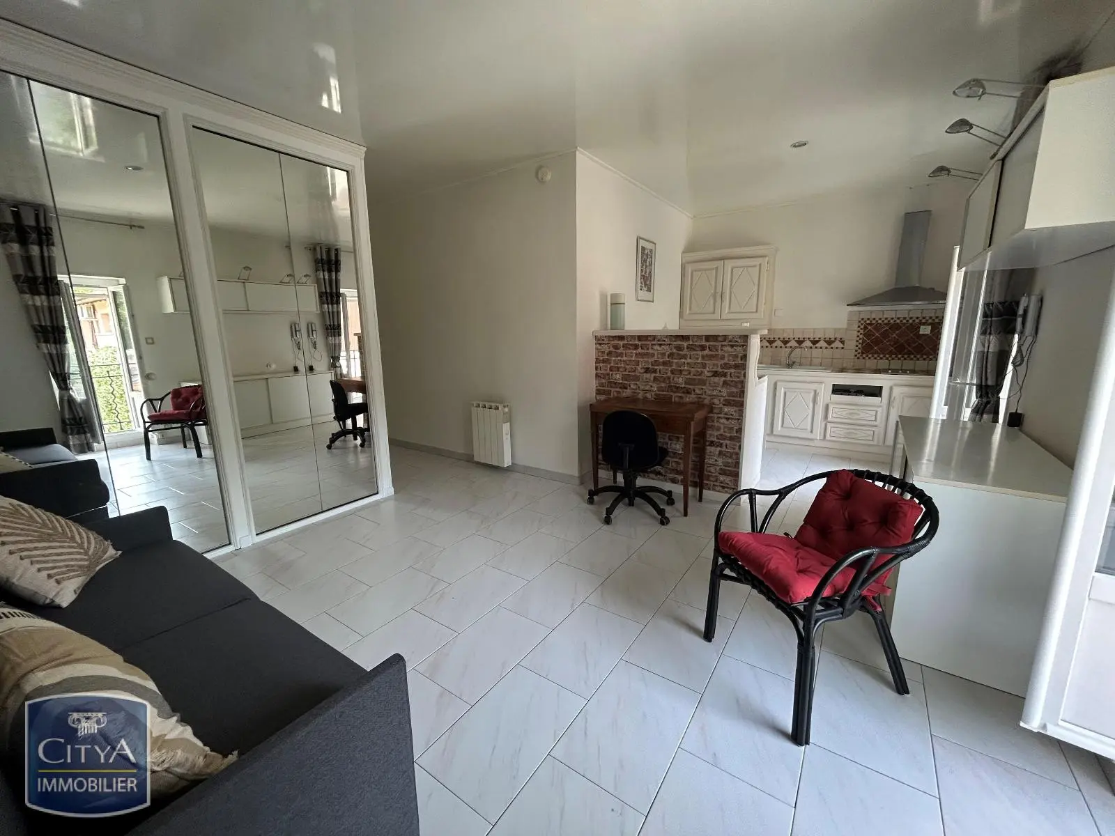 Photo 1 Appartement 1 pièce 33.05m²