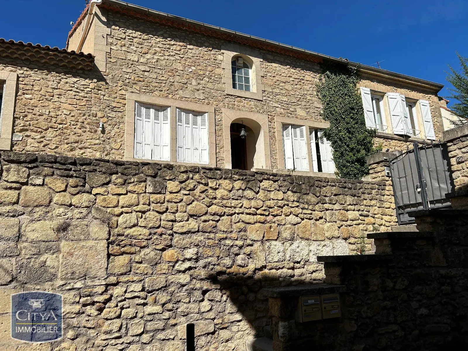 Photo 1 Maison 4 pièces 117m²