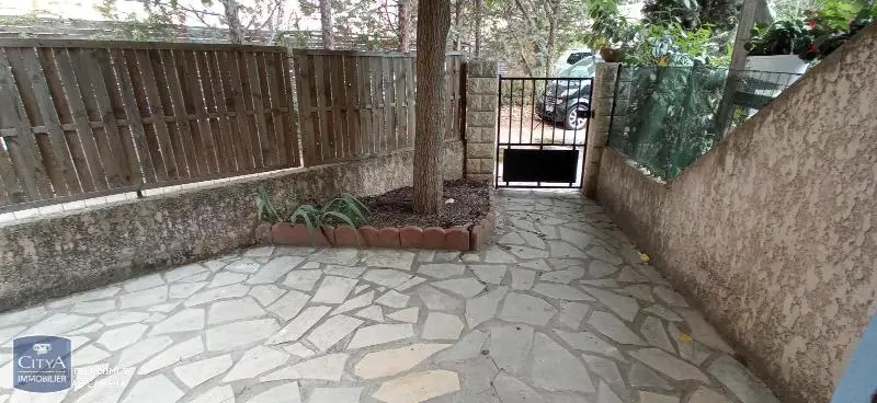 Photo 2 Appartement 1 pièce 23.61m²