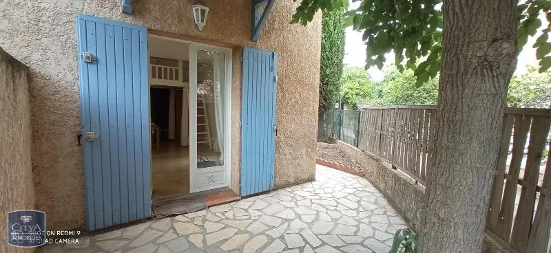 Photo 1 Appartement 1 pièce 23.61m²