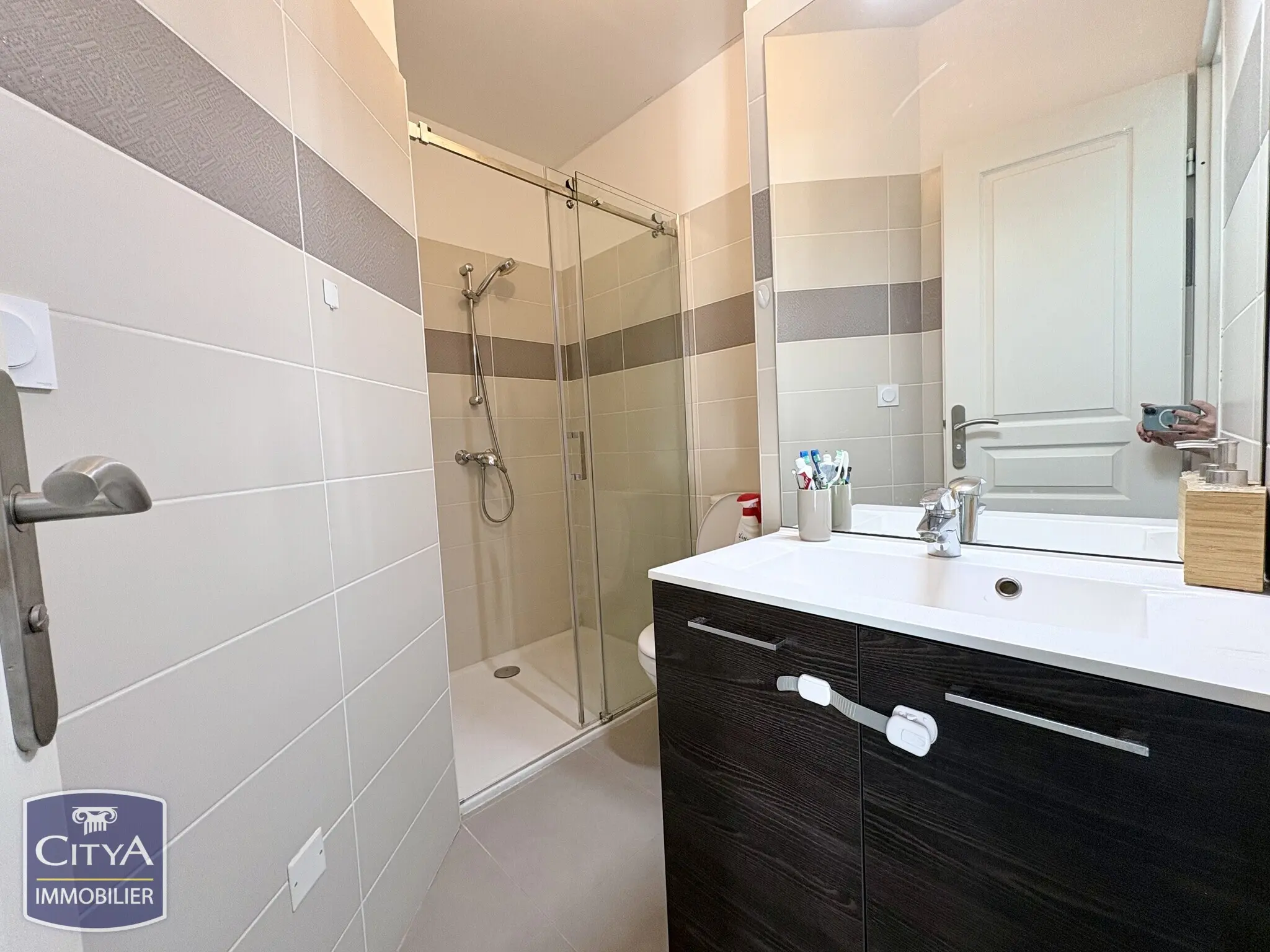 Photo 8 appartement Salon-de-Provence