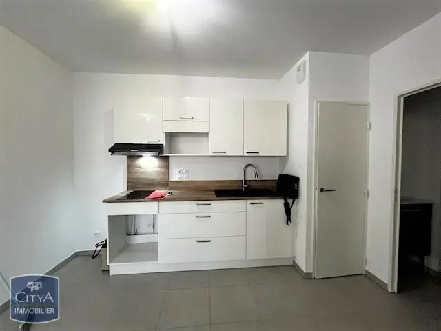 Photo 2 appartement Salon-de-Provence