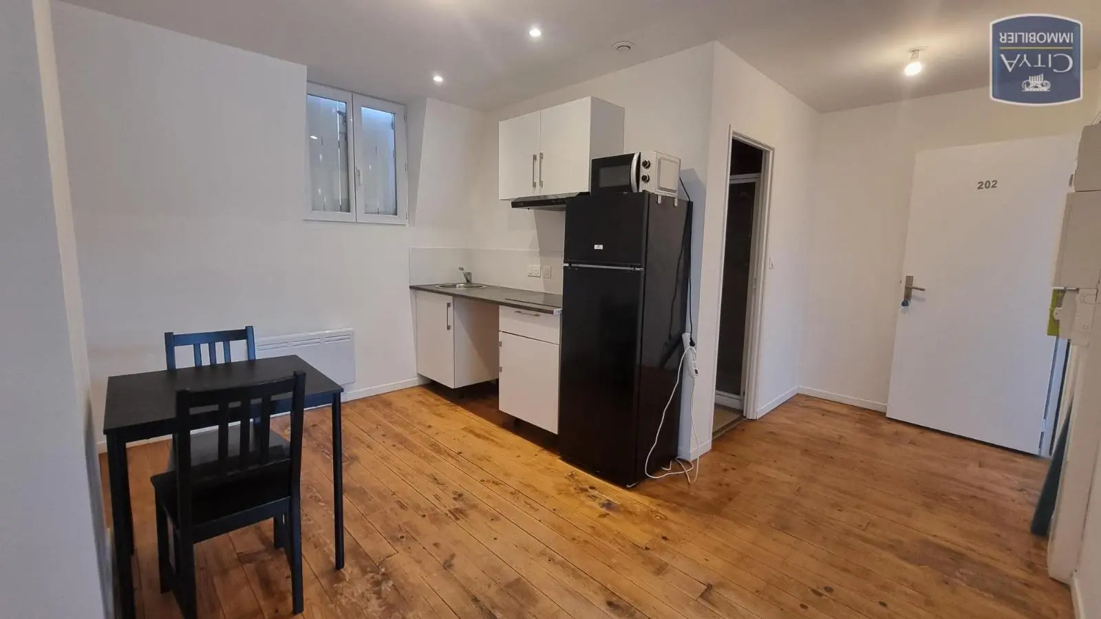 Photo 1 Appartement 1 pièce 24.23m²