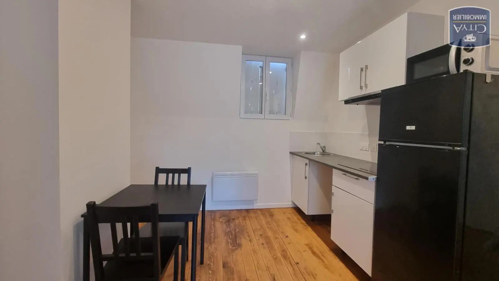 Photo 2 Appartement 1 pièce 24.23m²