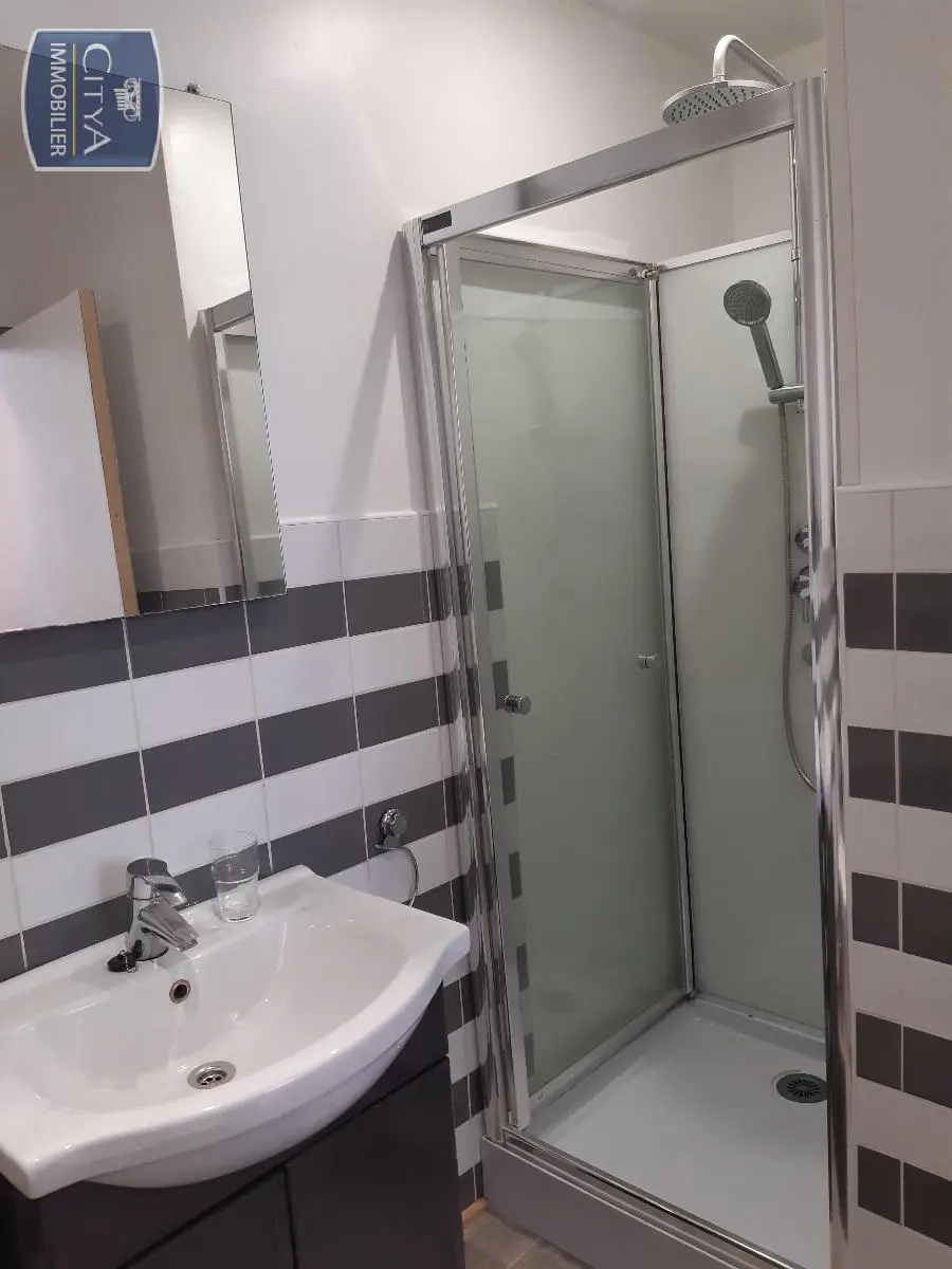 Photo 5 Appartement 1 pièce 13m²