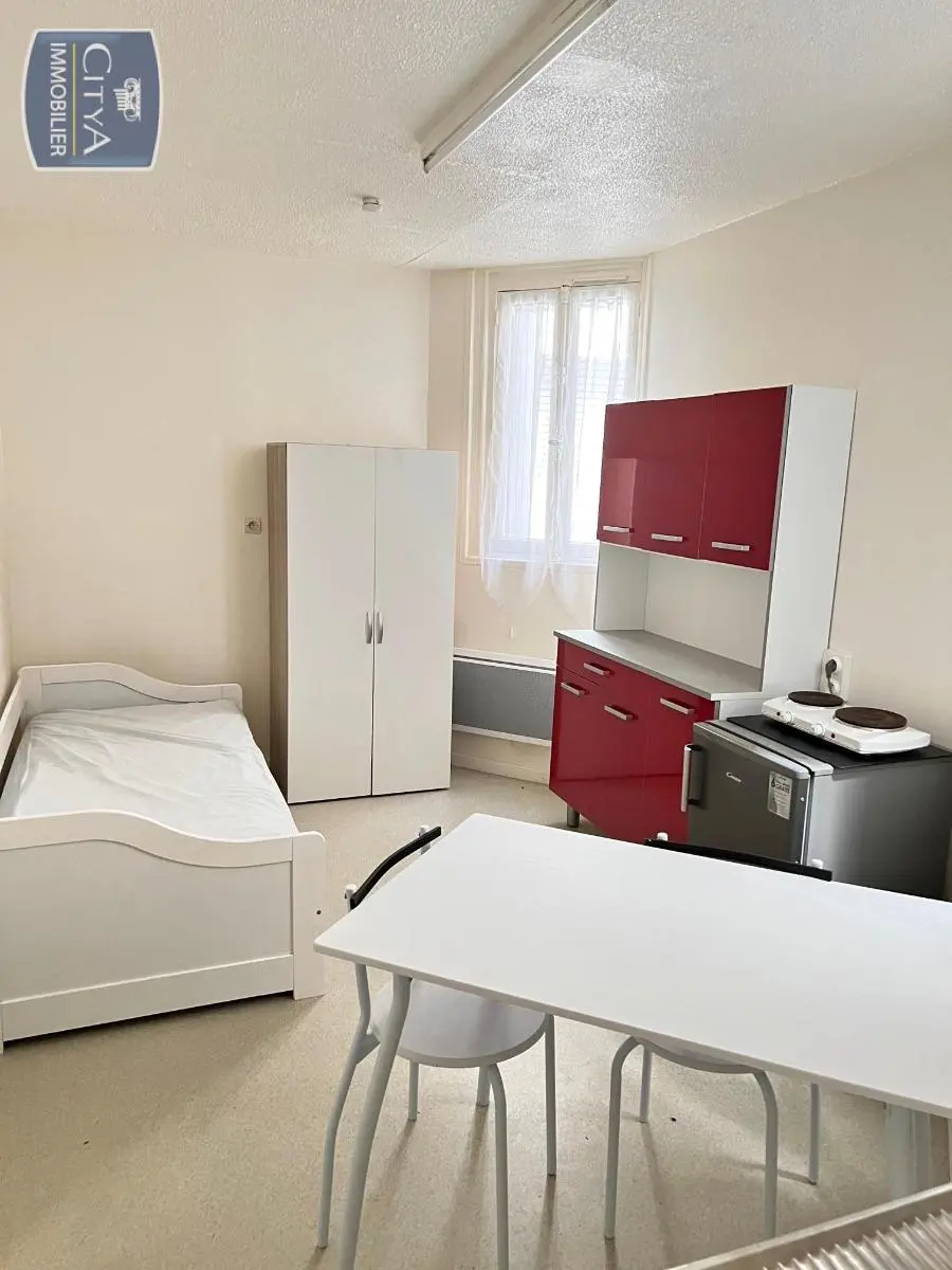 Photo 1 Appartement 1 pièce 10.74m²