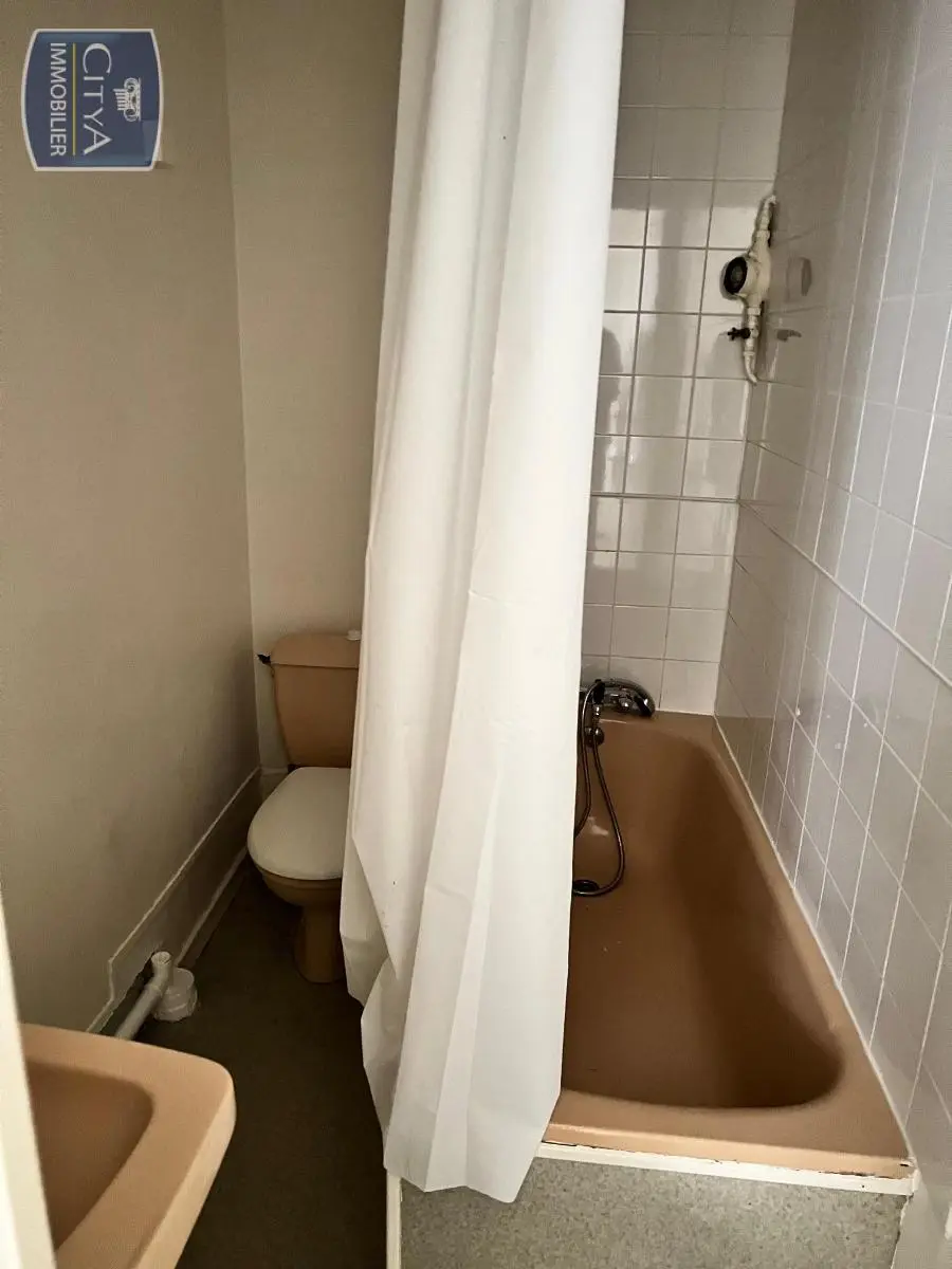 Photo 2 Appartement 1 pièce 10.74m²