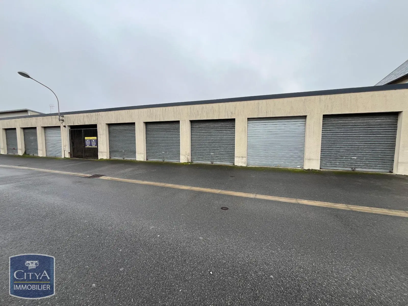 Photo 1 Parking 20m²