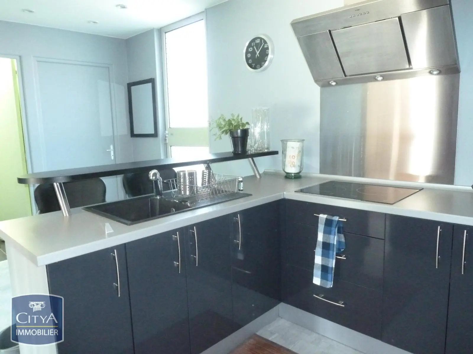 Photo 1 Appartement 3 pièces 108.91m²