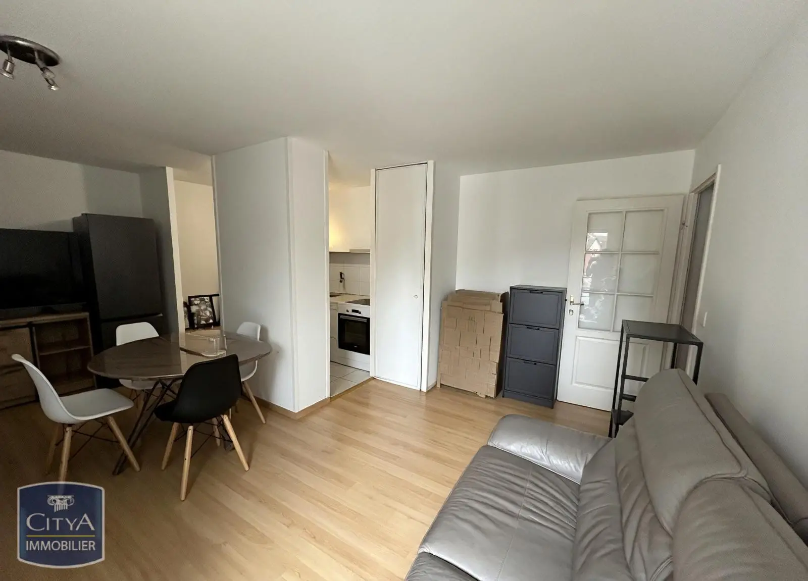 Photo 1 Appartement 3 pièces 48.29m²