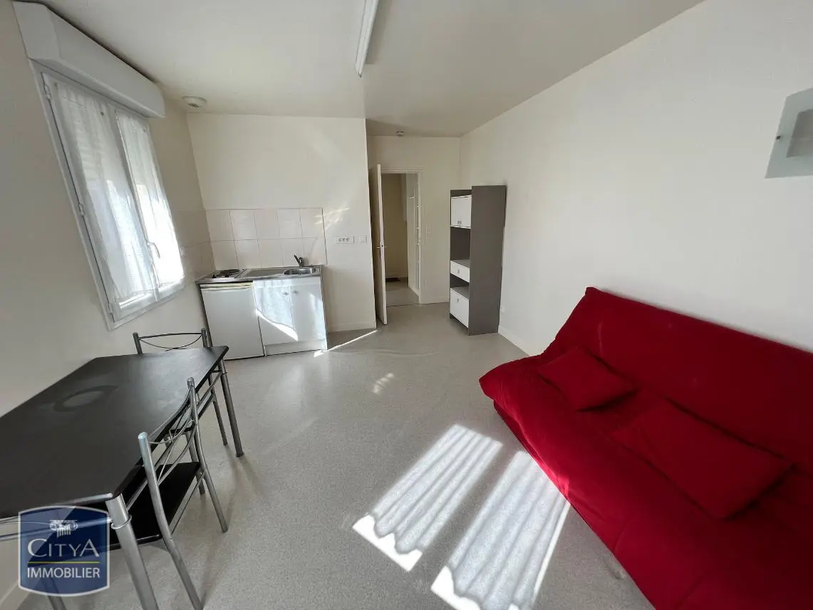 Photo 2 Appartement 1 pièce 23.8m²
