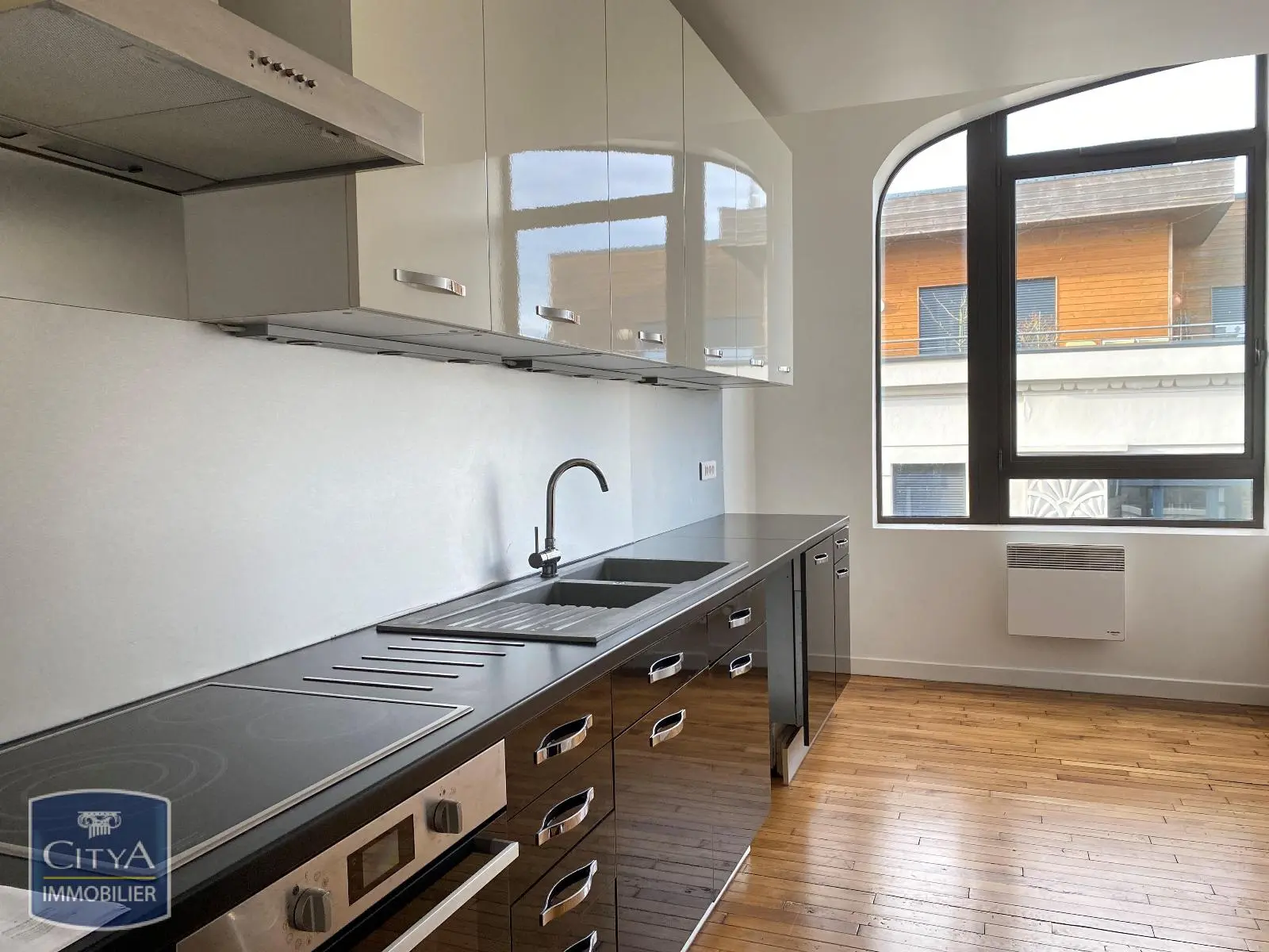 Photo 1 Appartement 3 pièces 83.29m²