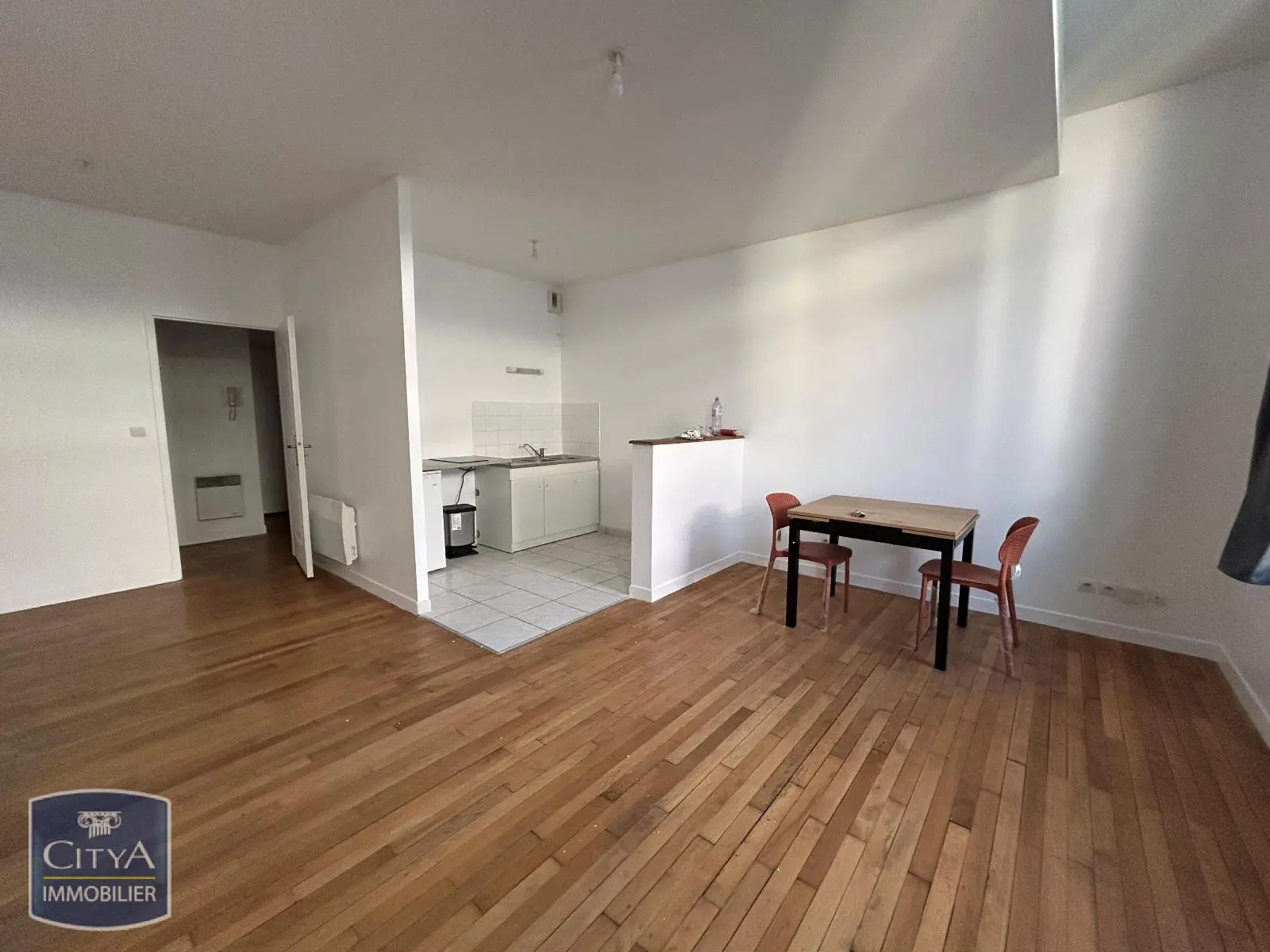 Photo 1 Appartement 1 pièce 36.6m²