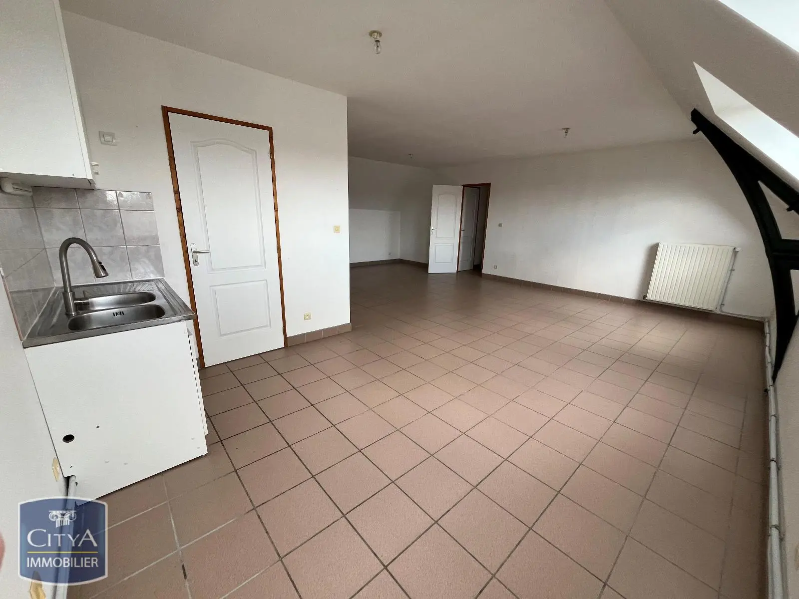 Photo 1 Appartement 4 pièces 84.17m²