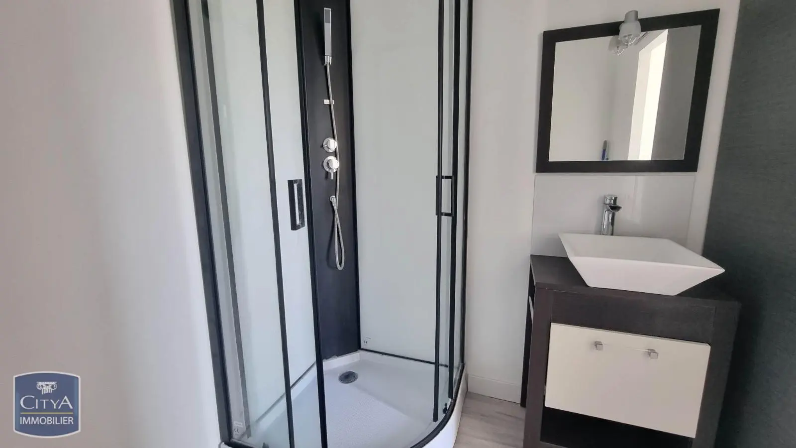 Photo 6 Appartement 1 pièce 27.16m²