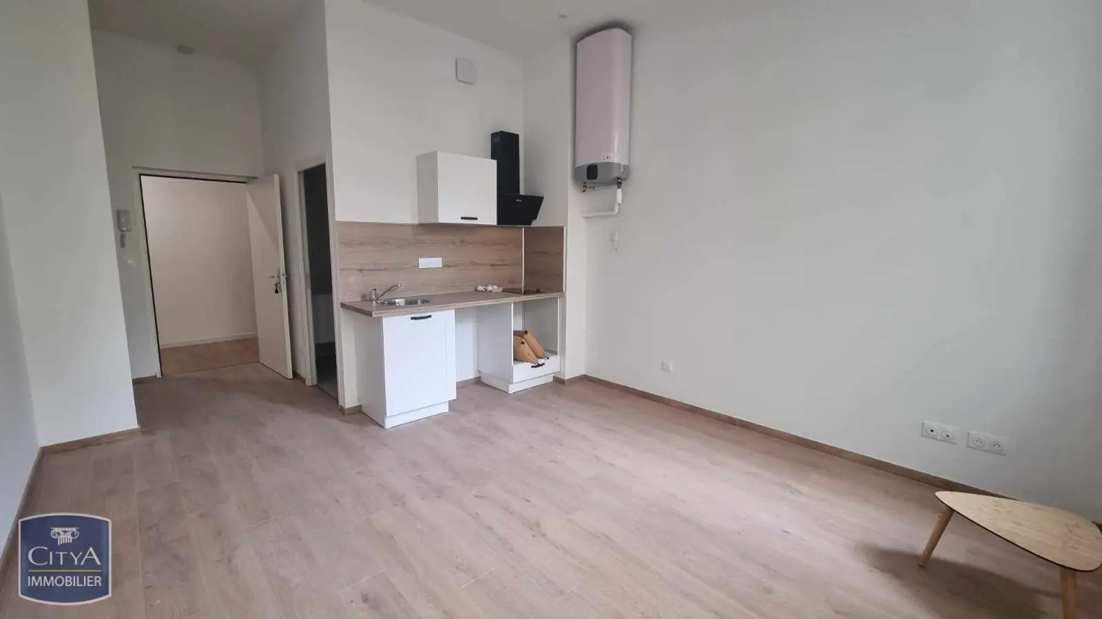 Photo 1 Appartement 1 pièce 25.45m²