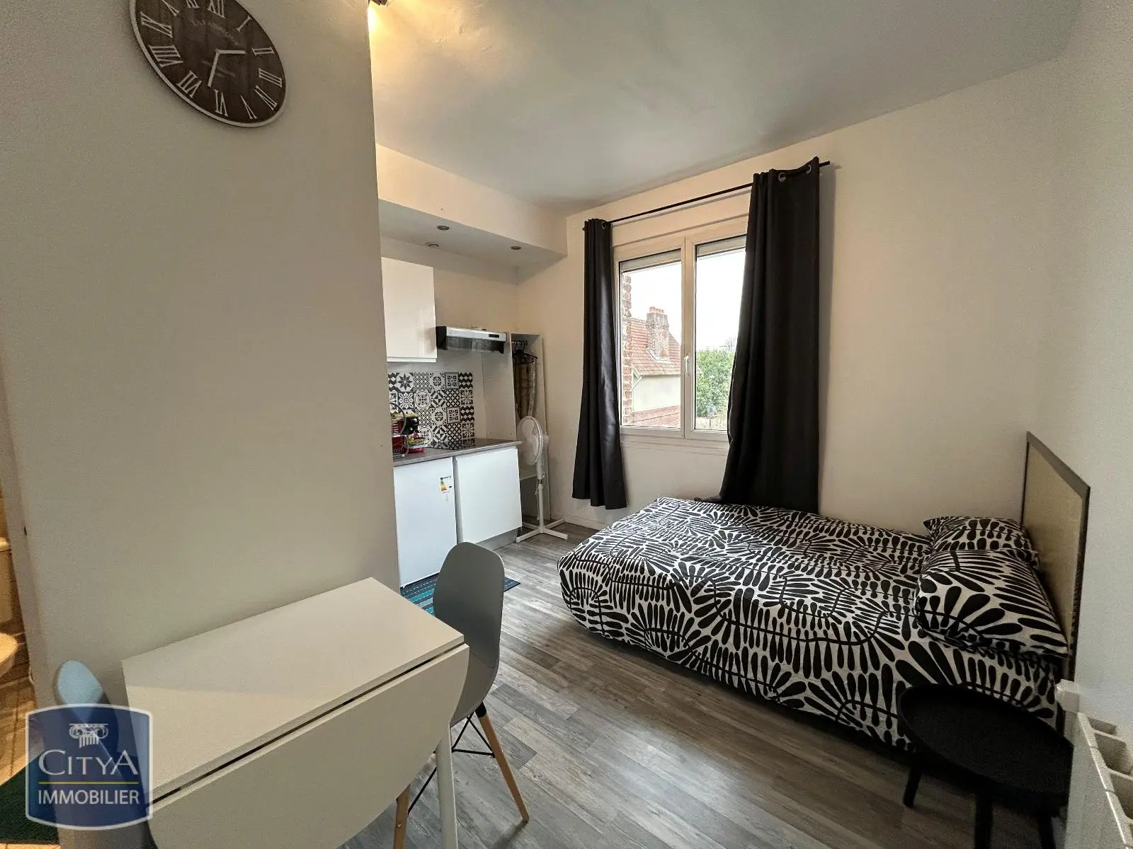 Photo 2 Appartement 1 pièce 15m²