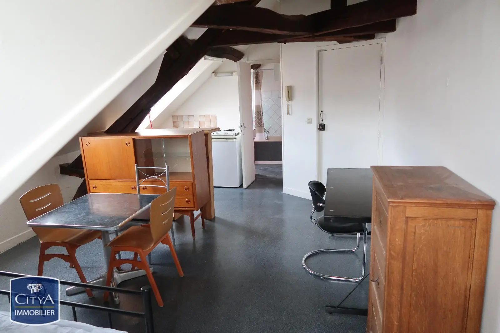 Photo 1 Appartement 1 pièce 18.07m²