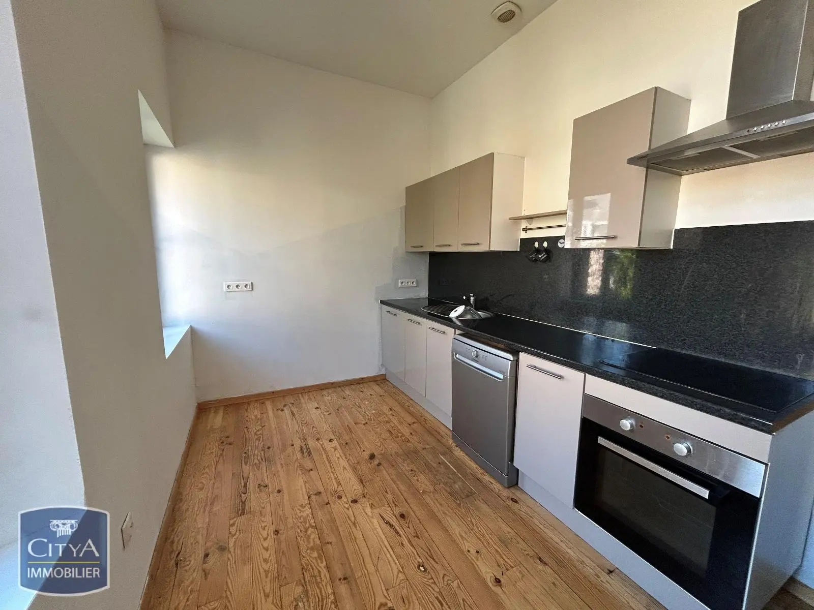 Photo 2 Appartement 5 pièces 115m²