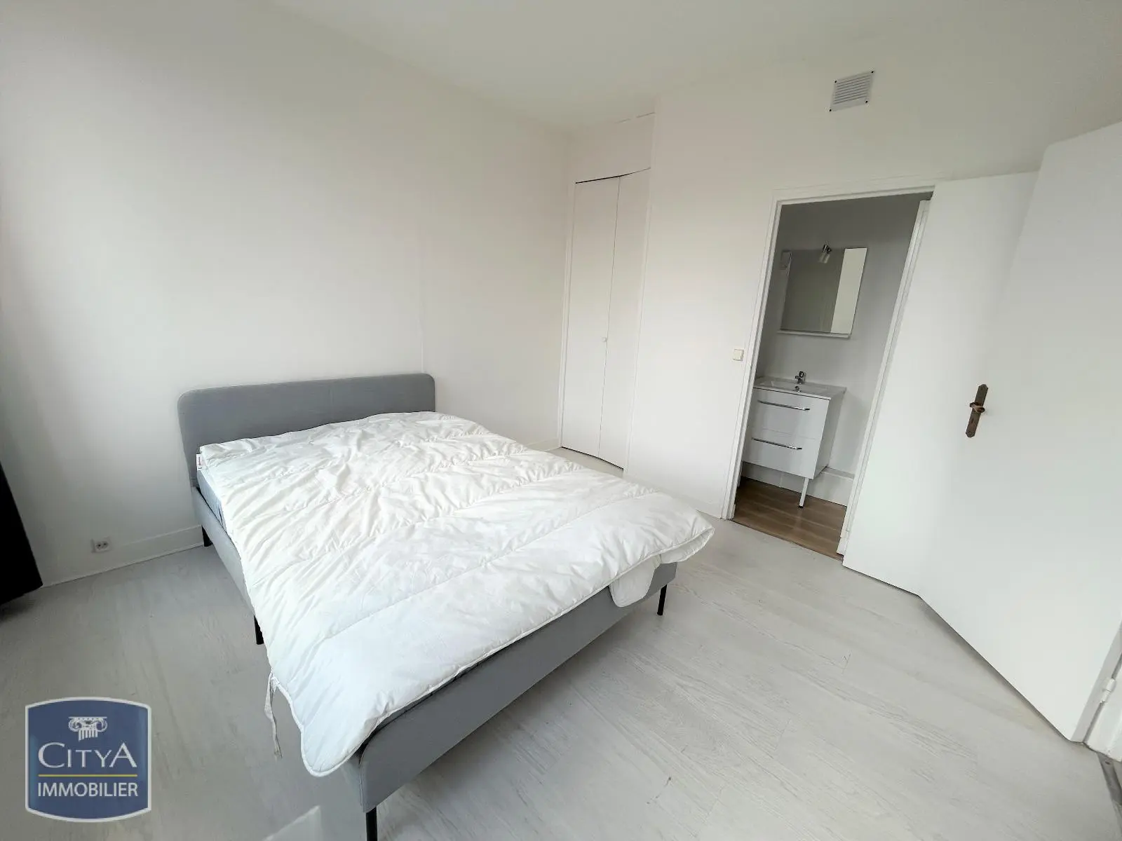 Photo 2 Appartement 2 pièces 32.17m²