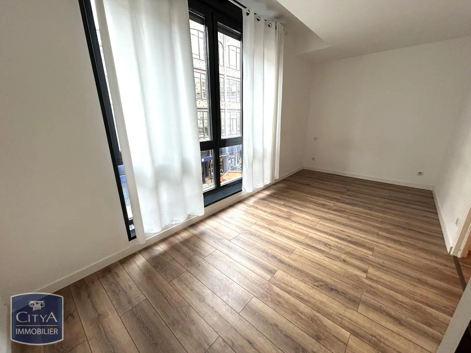 Photo 2 Appartement 2 pièces 64.05m²