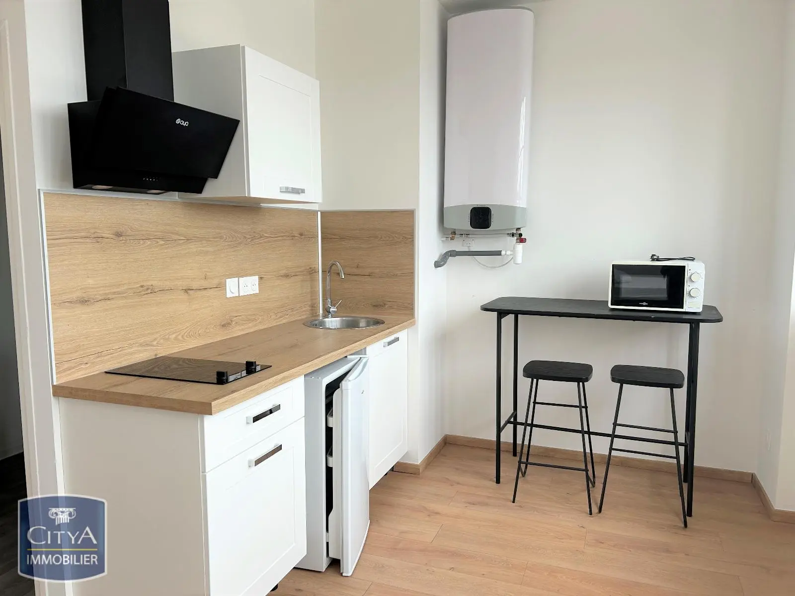 Photo 2 Appartement 1 pièce 28.03m²