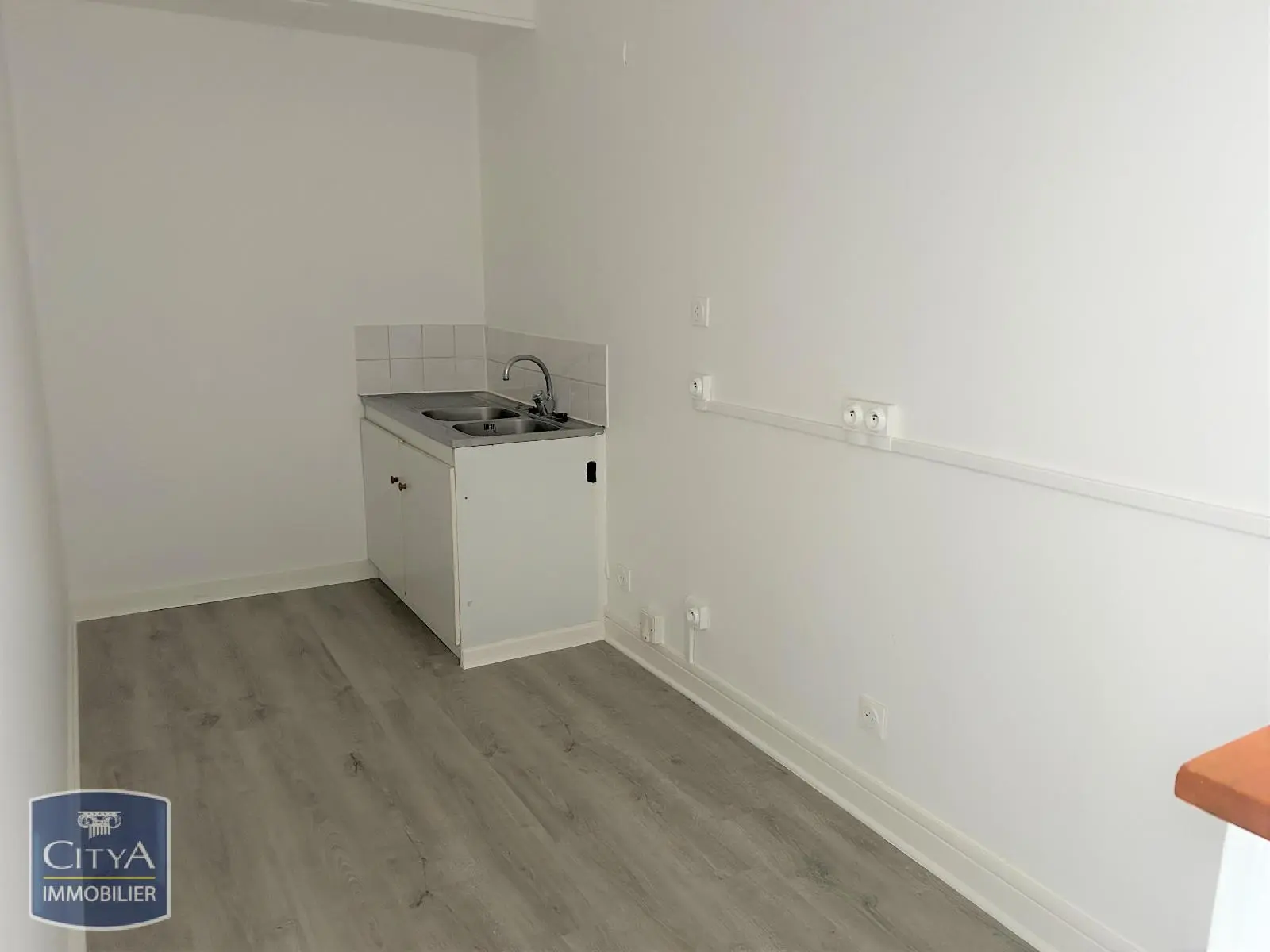 Photo 8 Appartement 1 pièce 60.94m²