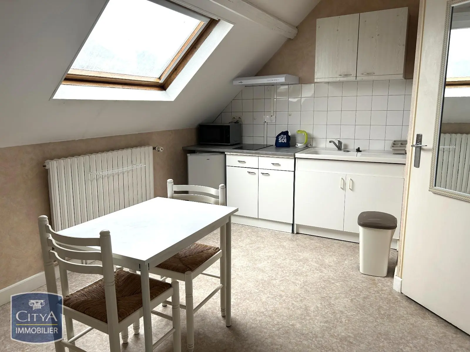 Photo 1 Appartement 1 pièce 28.69m²