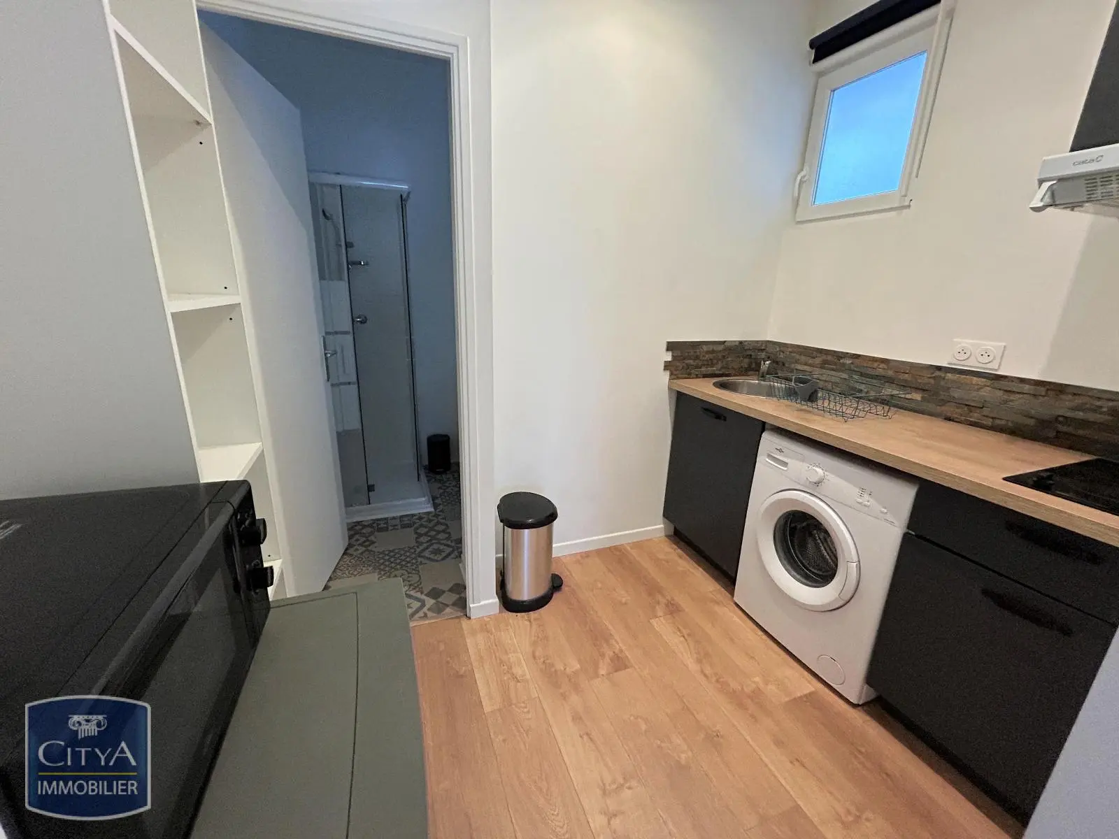 Photo 2 Appartement 1 pièce 23m²