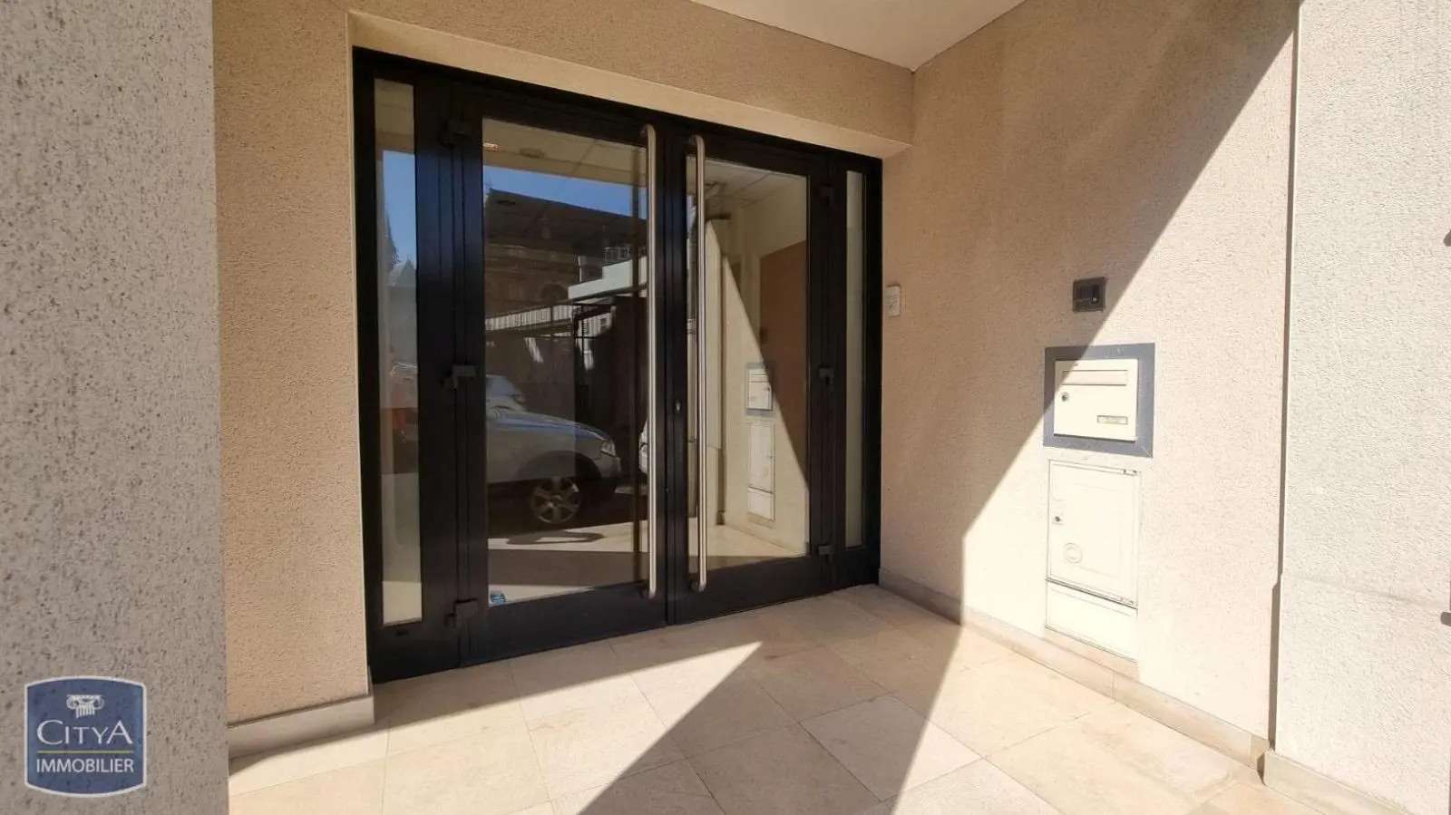 Photo 10 Local Professionnel 2 pièces