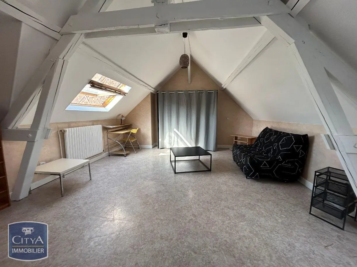 Photo 1 Appartement 1 pièce 28.69m²