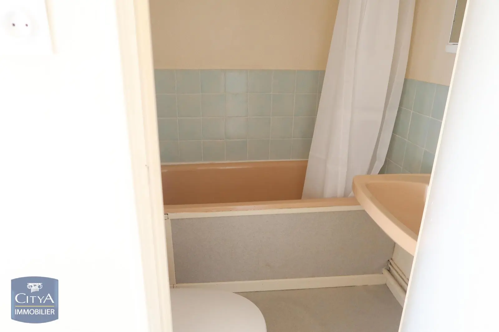 Photo 2 Appartement 1 pièce 18.34m²