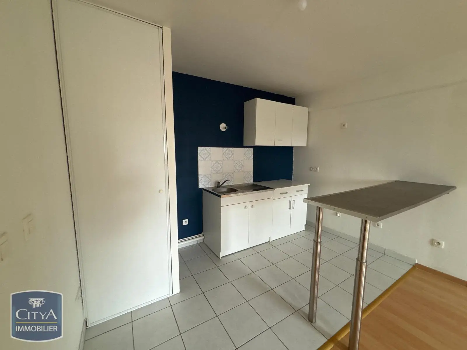 Photo 2 Appartement 1 pièce 32.65m²