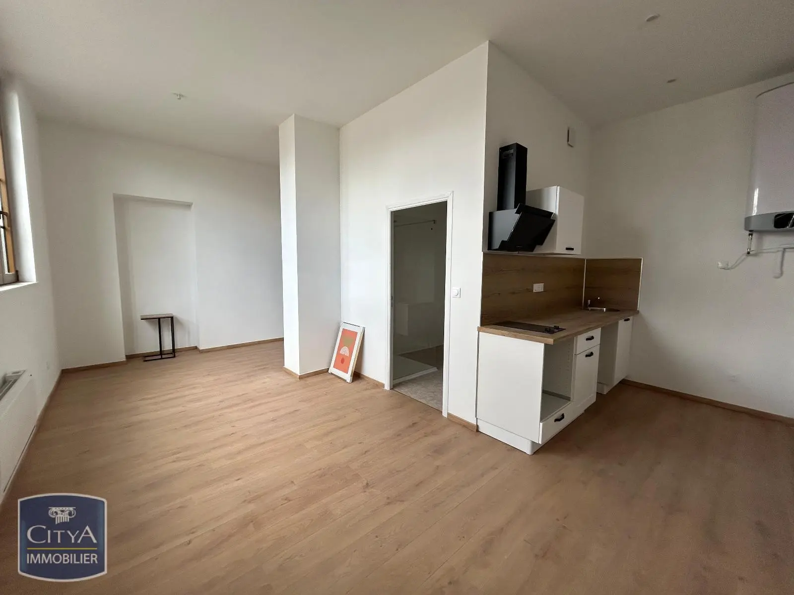 Photo 1 Appartement 1 pièce 32.5m²